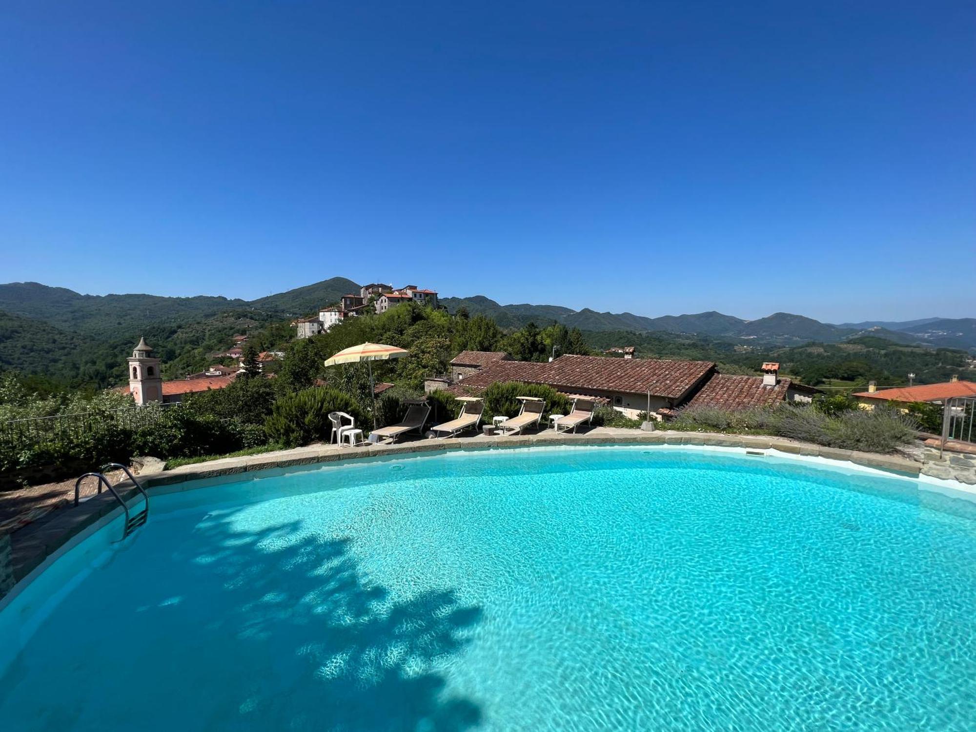 Podere Beatrice 20 Pax By Villasretreats Bardine di San Terenzo Dış mekan fotoğraf