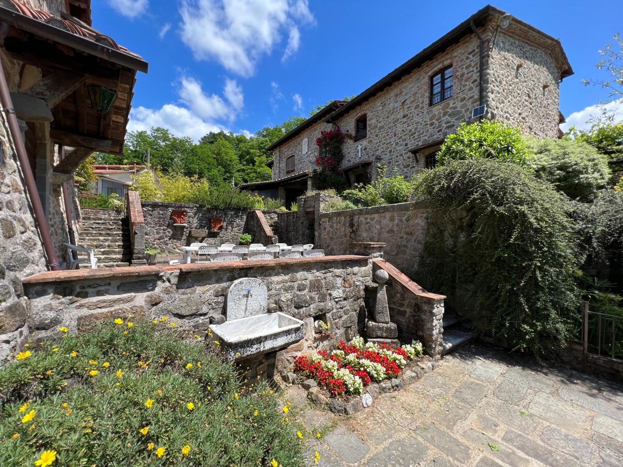 Podere Beatrice 20 Pax By Villasretreats Bardine di San Terenzo Dış mekan fotoğraf